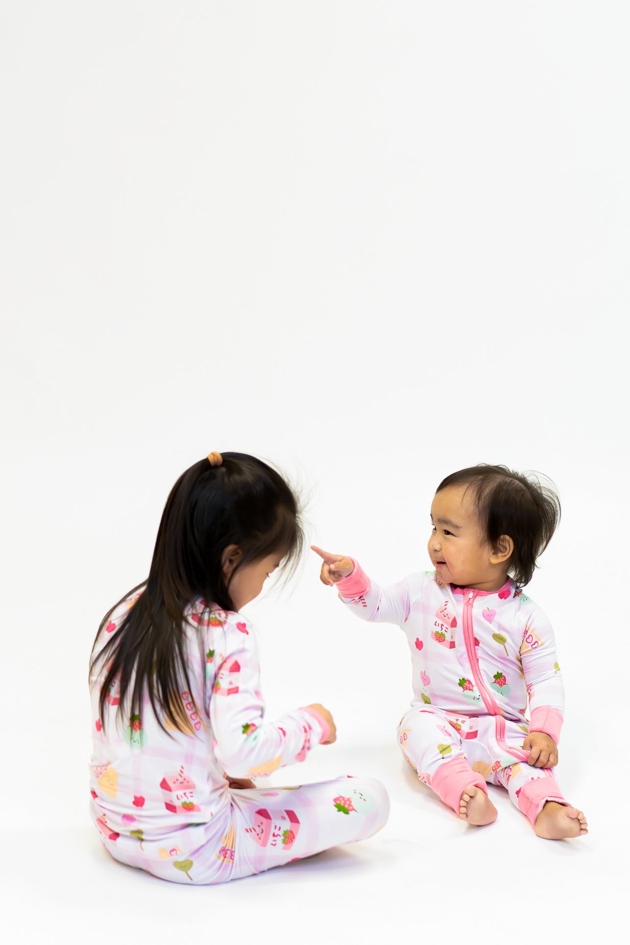 Ichigo Dreams Bamboo Two-Piece Sleep Set