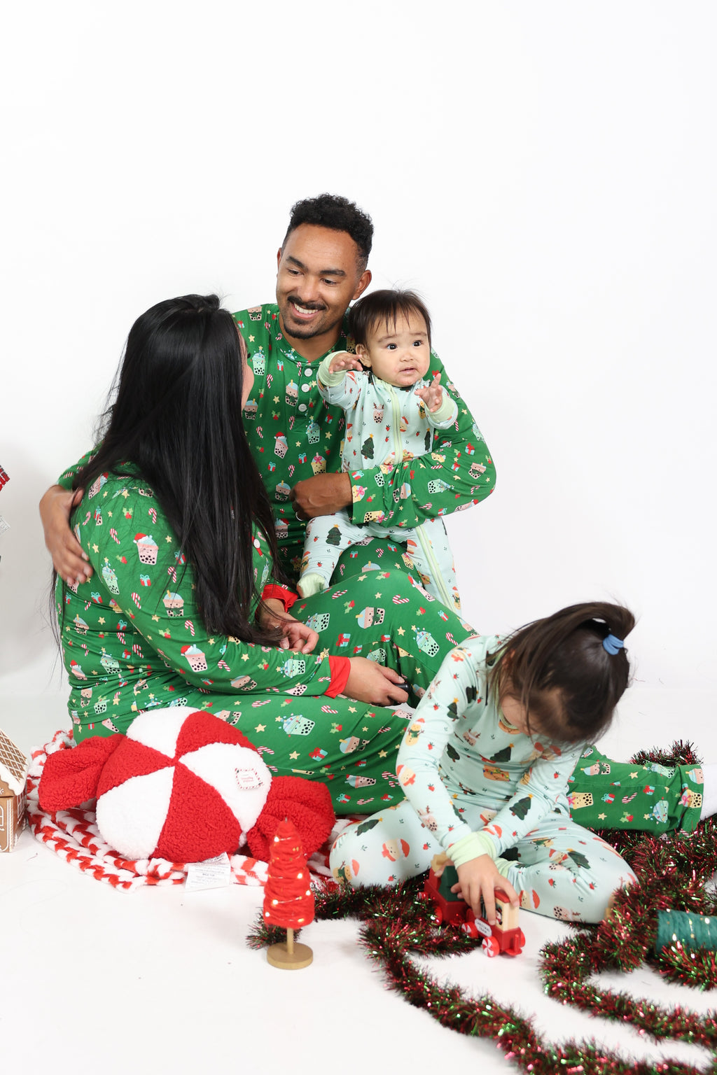 'Teas the Season Bamboo Mens 2 Piece Sleep Set